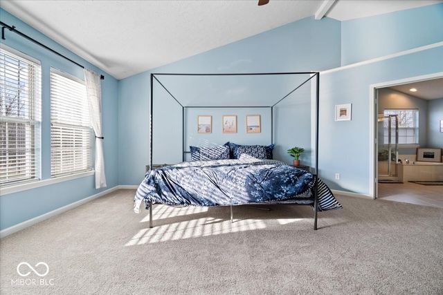 6532 Briarwood Place, Zionsville, IN 46077