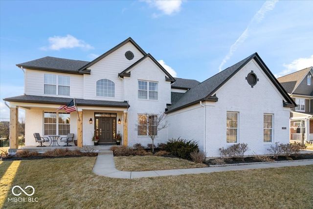 6532 Briarwood Place, Zionsville, IN 46077