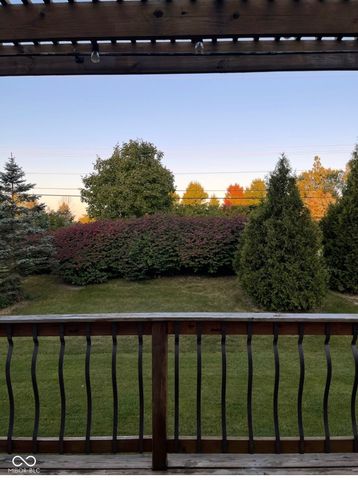 6532 Briarwood Place, Zionsville, IN 46077