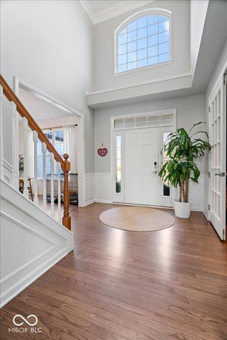 6532 Briarwood Place, Zionsville, IN 46077