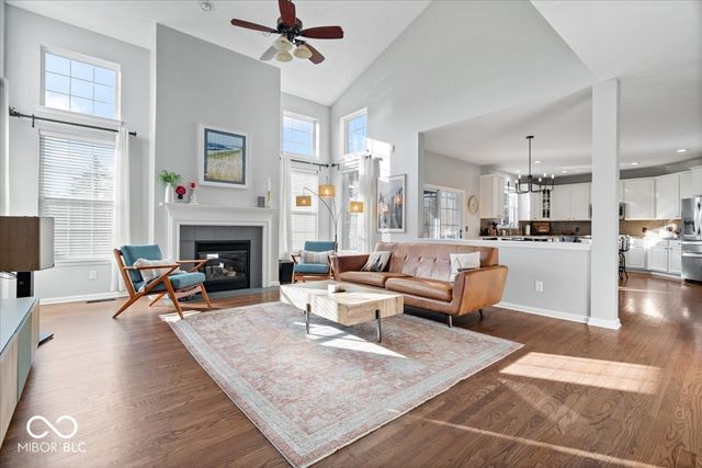 6532 Briarwood Place, Zionsville, IN 46077