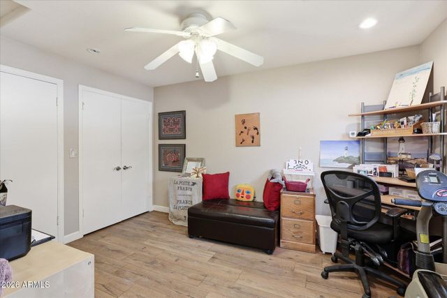3922 E WHITTON Avenue, Phoenix, AZ 85018
