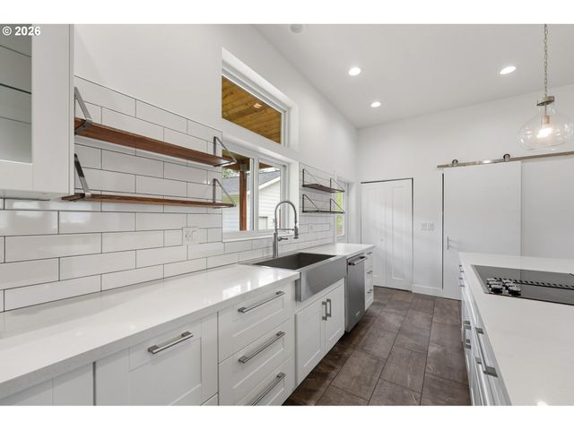 8655 Se 55TH Ave, Portland, OR 97206