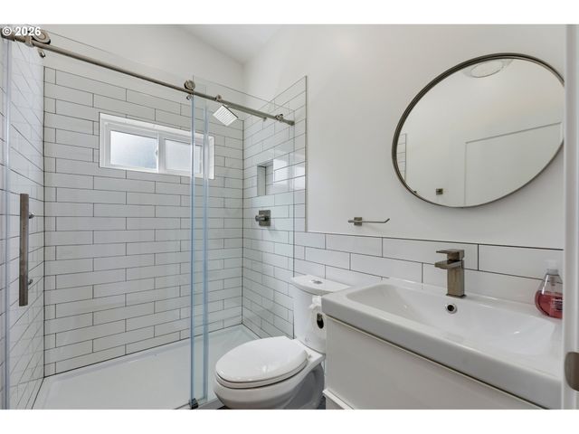 8655 Se 55TH Ave, Portland, OR 97206