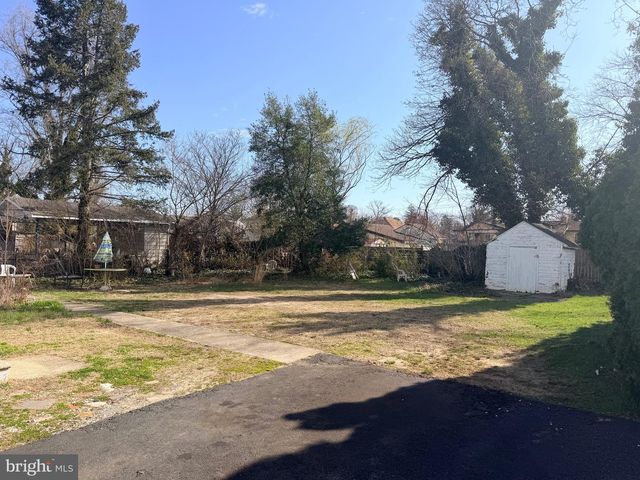 13 TEMPLE RD, Vineland, NJ 08360