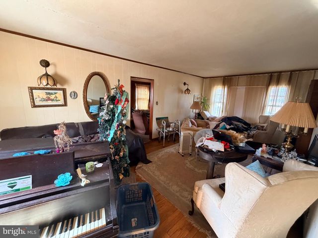 13 TEMPLE RD, Vineland, NJ 08360