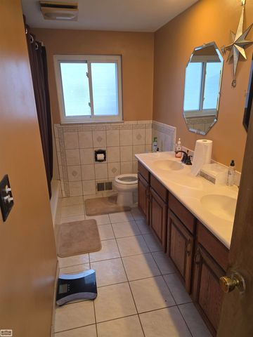 14323 Melva Drive, Warren, MI 48088