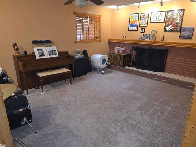 14323 Melva Drive, Warren, MI 48088