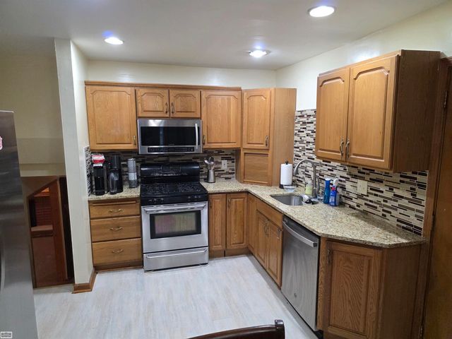 14323 Melva Drive, Warren, MI 48088