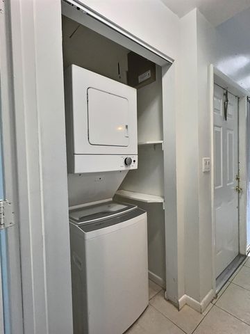 2652 Riverside Drive, Coral Springs, FL 33065