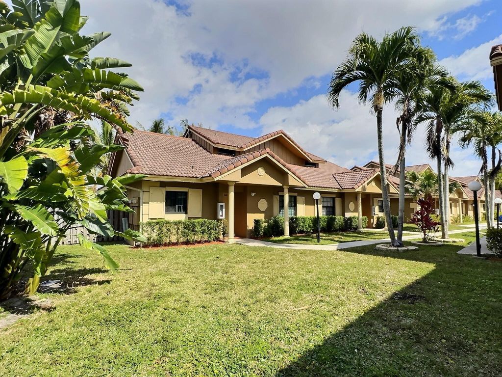 2652 Riverside Drive, Coral Springs, FL 33065