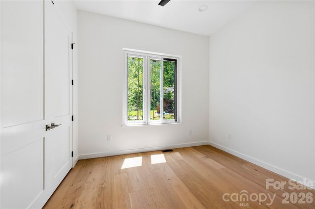 23 Early Spring Way, Leicester, NC 28748