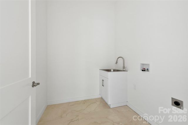 23 Early Spring Way, Leicester, NC 28748