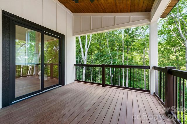 23 Early Spring Way, Leicester, NC 28748