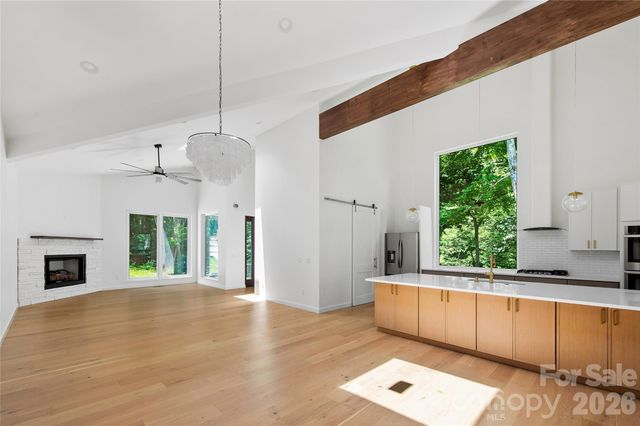 23 Early Spring Way, Leicester, NC 28748