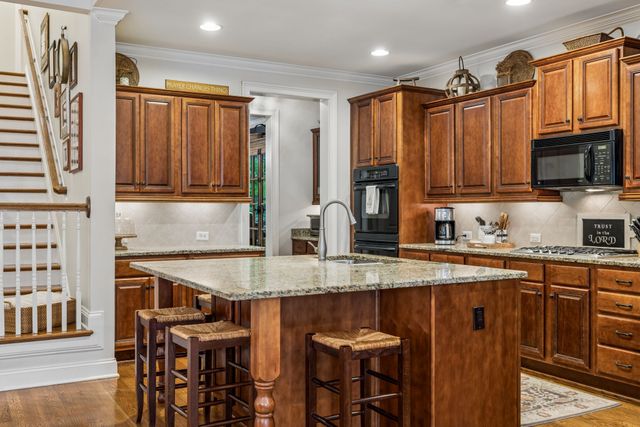 712 Abbott Pl, Franklin, TN 37064