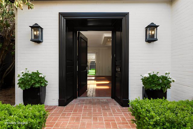 4625 N Versailles Avenue, Highland Park, TX 75209