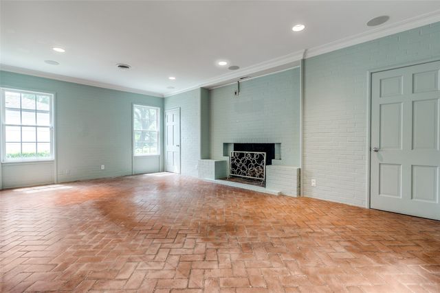 4625 N Versailles Avenue, Highland Park, TX 75209