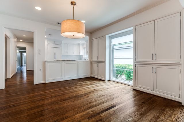 4625 N Versailles Avenue, Highland Park, TX 75209