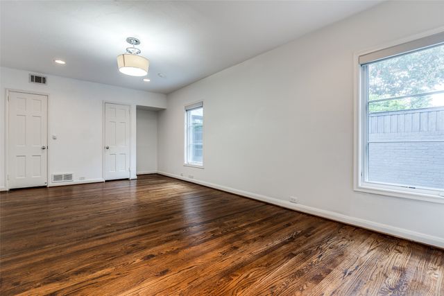 4625 N Versailles Avenue, Highland Park, TX 75209