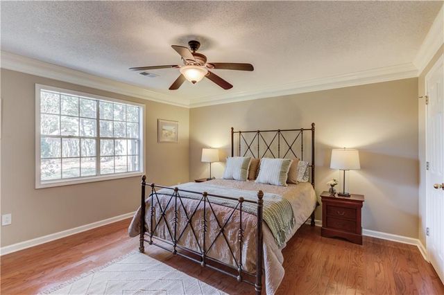 3321 Crossgate Court, Loganville, GA 30052