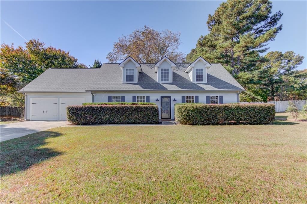 3321 Crossgate Court, Loganville, GA 30052