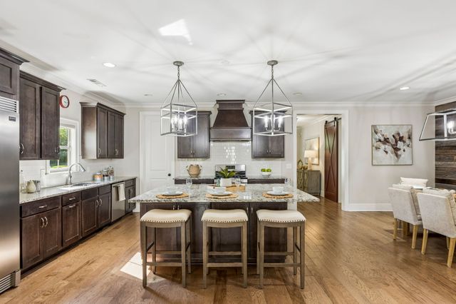 1002 Hornsby Dr, Franklin, TN 37064