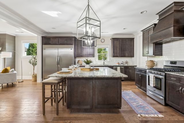 1002 Hornsby Dr, Franklin, TN 37064