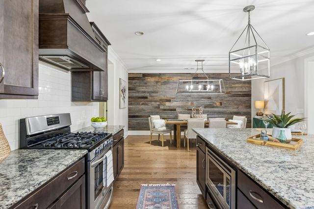 1002 Hornsby Dr, Franklin, TN 37064