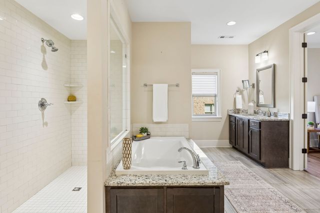 1002 Hornsby Dr, Franklin, TN 37064