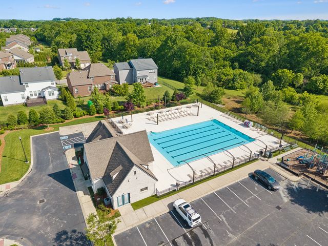 1002 Hornsby Dr, Franklin, TN 37064