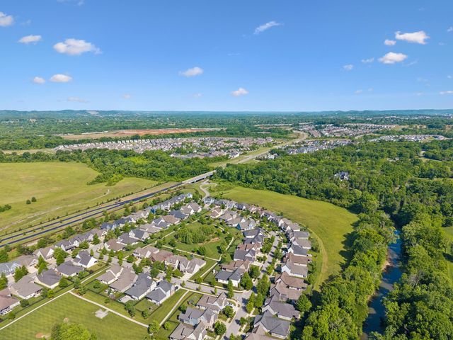 1002 Hornsby Dr, Franklin, TN 37064