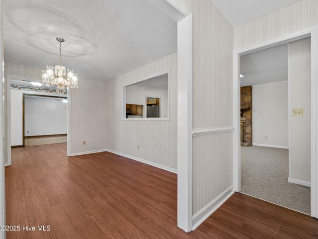 15 Dressler Drive, Jacksonville, NC 28540