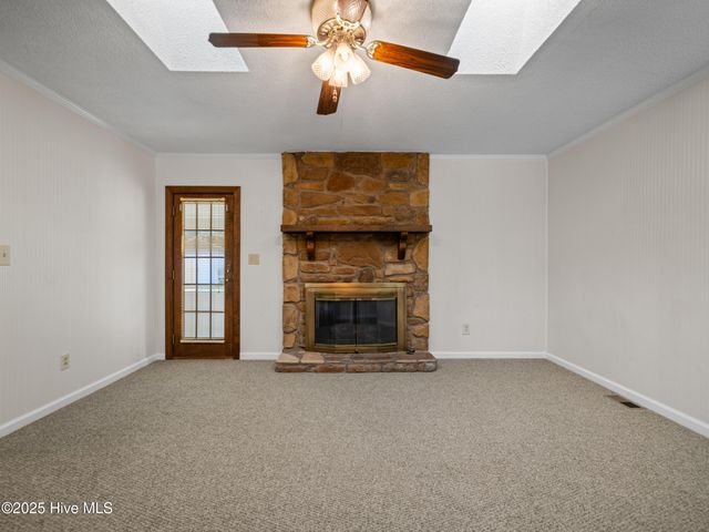 15 Dressler Drive, Jacksonville, NC 28540