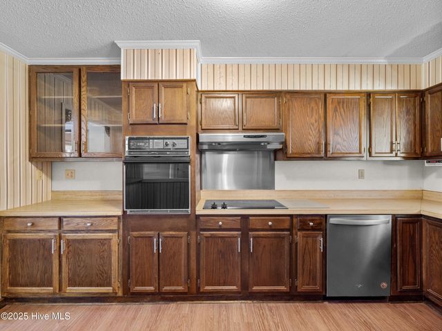 15 Dressler Drive, Jacksonville, NC 28540