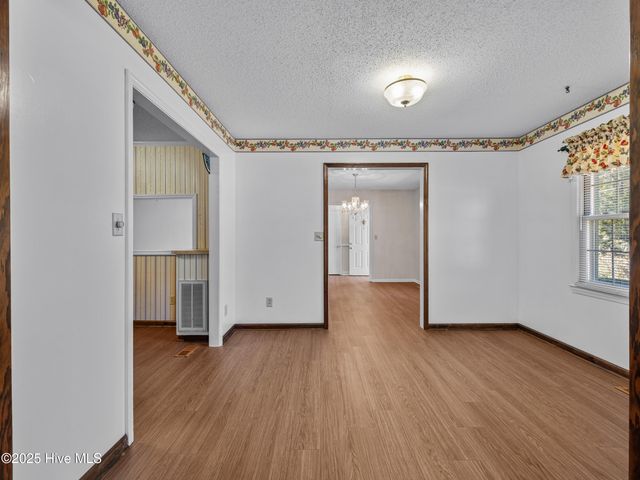 15 Dressler Drive, Jacksonville, NC 28540