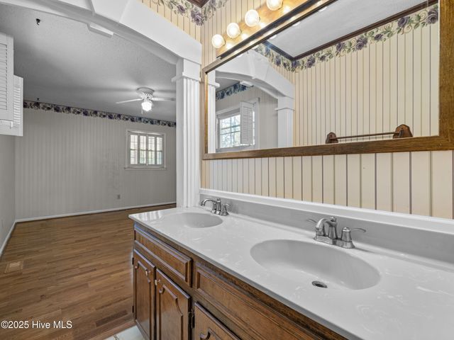 15 Dressler Drive, Jacksonville, NC 28540