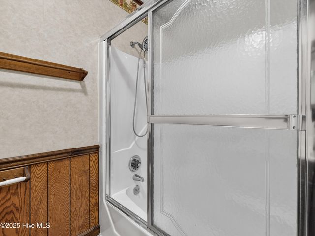 15 Dressler Drive, Jacksonville, NC 28540