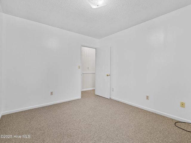 15 Dressler Drive, Jacksonville, NC 28540