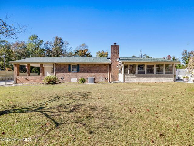 15 Dressler Drive, Jacksonville, NC 28540