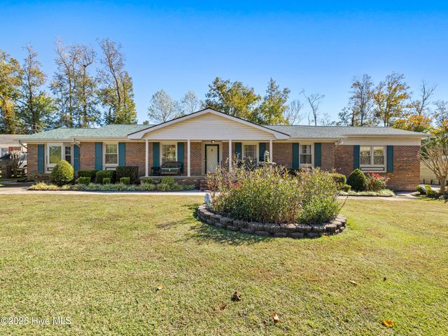 15 Dressler Drive, Jacksonville, NC 28540
