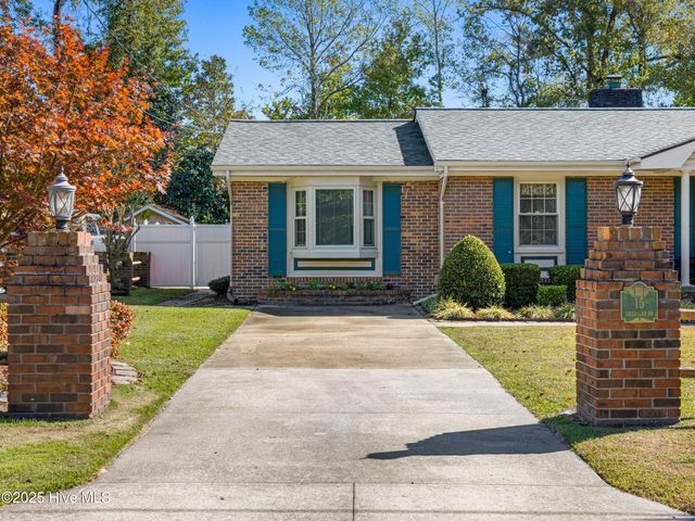 15 Dressler Drive, Jacksonville, NC 28540