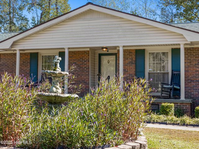 15 Dressler Drive, Jacksonville, NC 28540