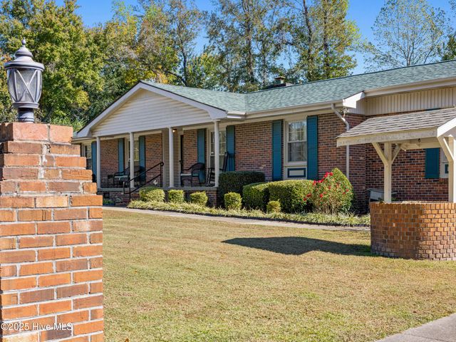 15 Dressler Drive, Jacksonville, NC 28540