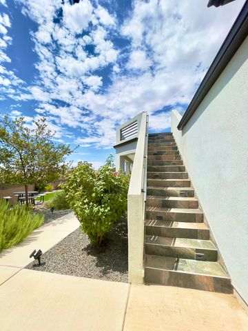 6201 Keyenta Place NW, Albuquerque, NM 87120
