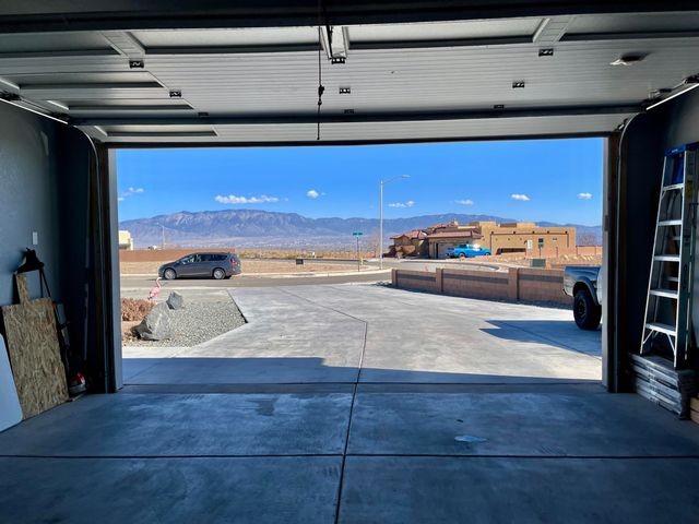 6201 Keyenta Place NW, Albuquerque, NM 87120