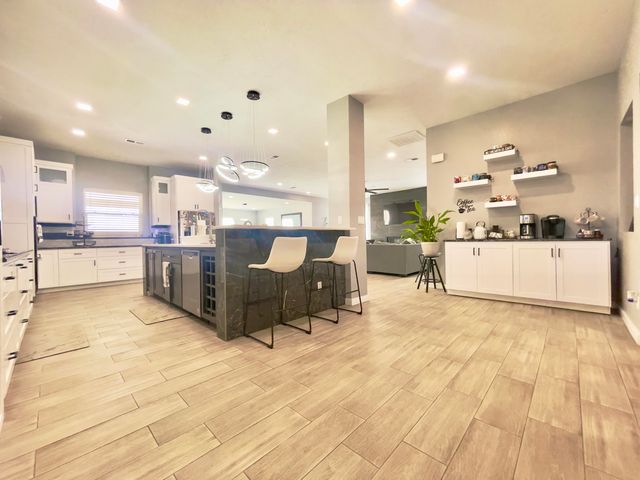 6201 Keyenta Place NW, Albuquerque, NM 87120