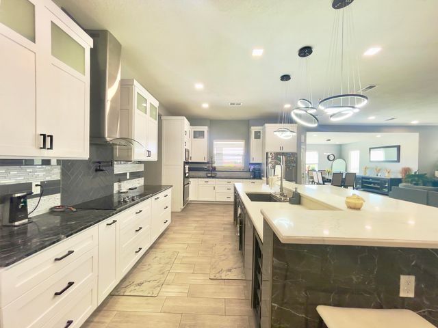 6201 Keyenta Place NW, Albuquerque, NM 87120