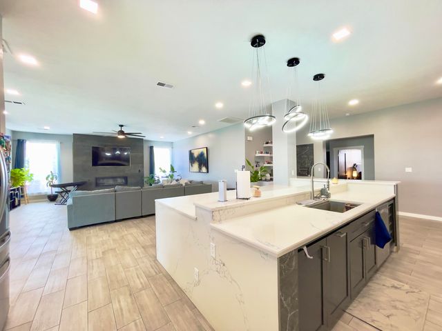 6201 Keyenta Place NW, Albuquerque, NM 87120