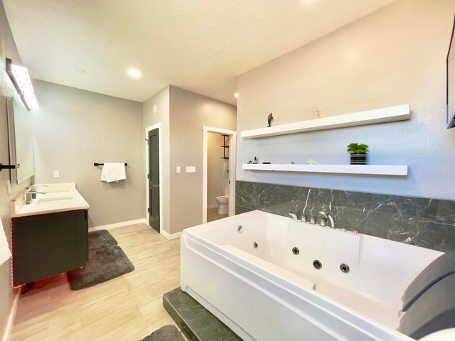 6201 Keyenta Place NW, Albuquerque, NM 87120